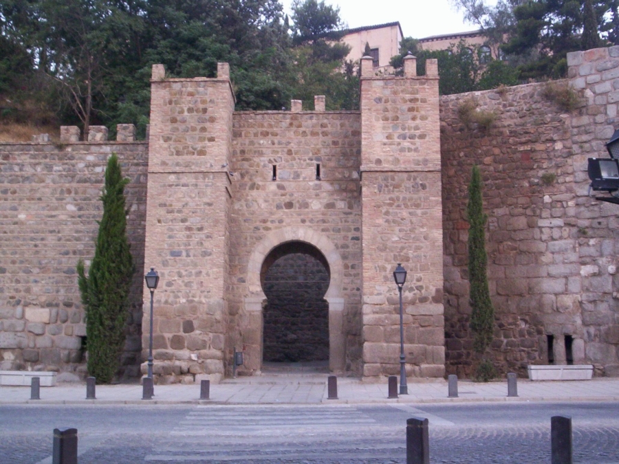 Puerta de Alcántara en Toledo