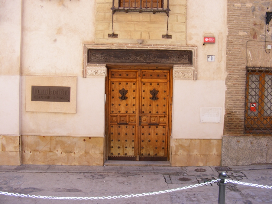 Portada del Palacio de Benacazón en Toledo