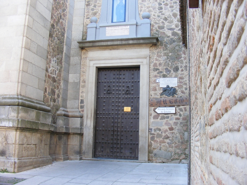 Entrada del Convento de Santo Domingo el Antiguo en Toledo